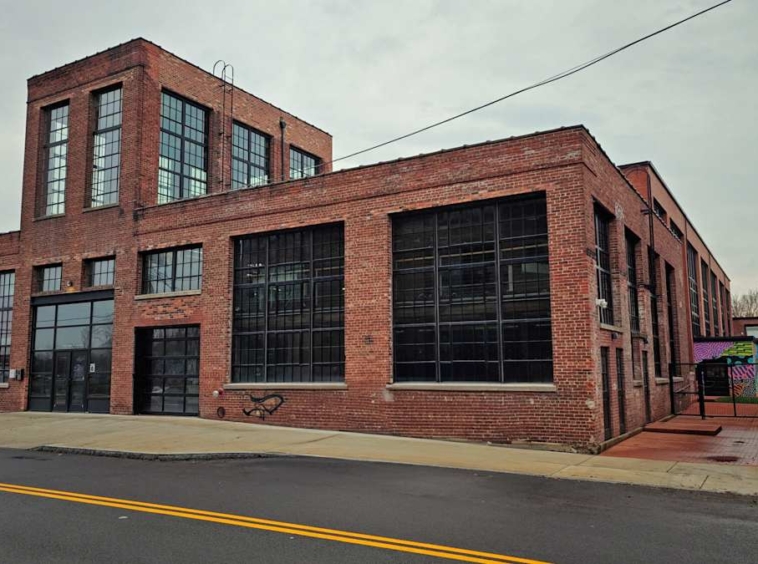 Spaces (IWG) 155 Chandler St Buffalo