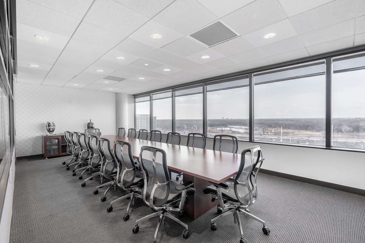 HQ (IWG) 1600 Corporate Center Rolling Meadows