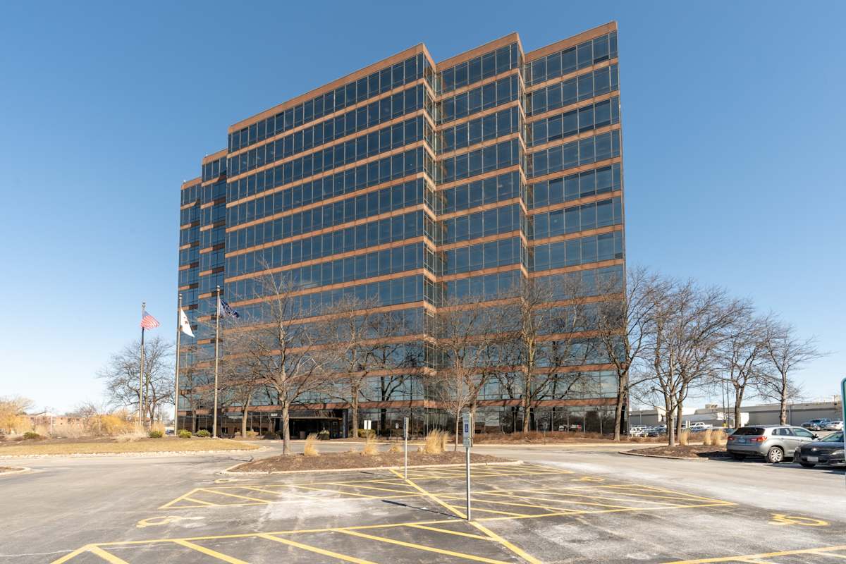 HQ (IWG) 1600 Corporate Center Rolling Meadows