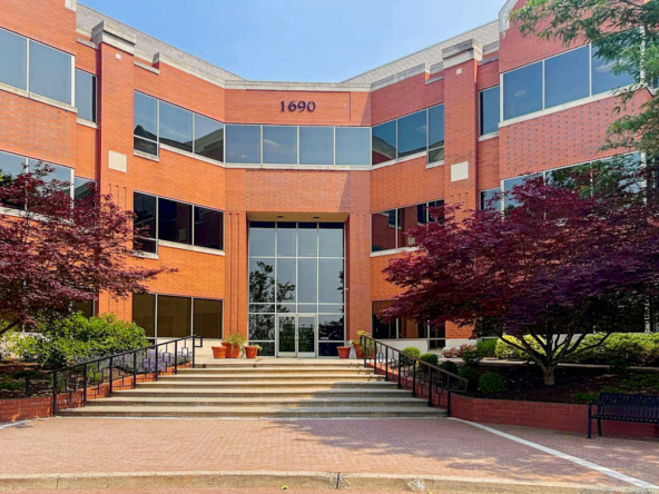 Regus (IWG) 1690 Sumneytown Pike Lansdale