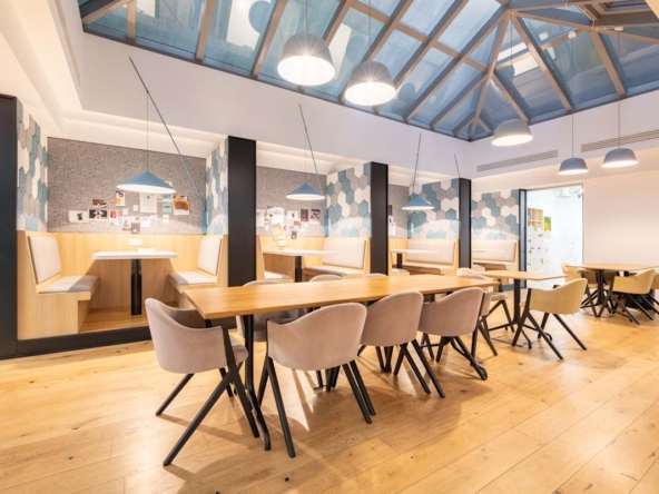 Spaces (IWG) 17 Rue Saint-Fiacre Paris