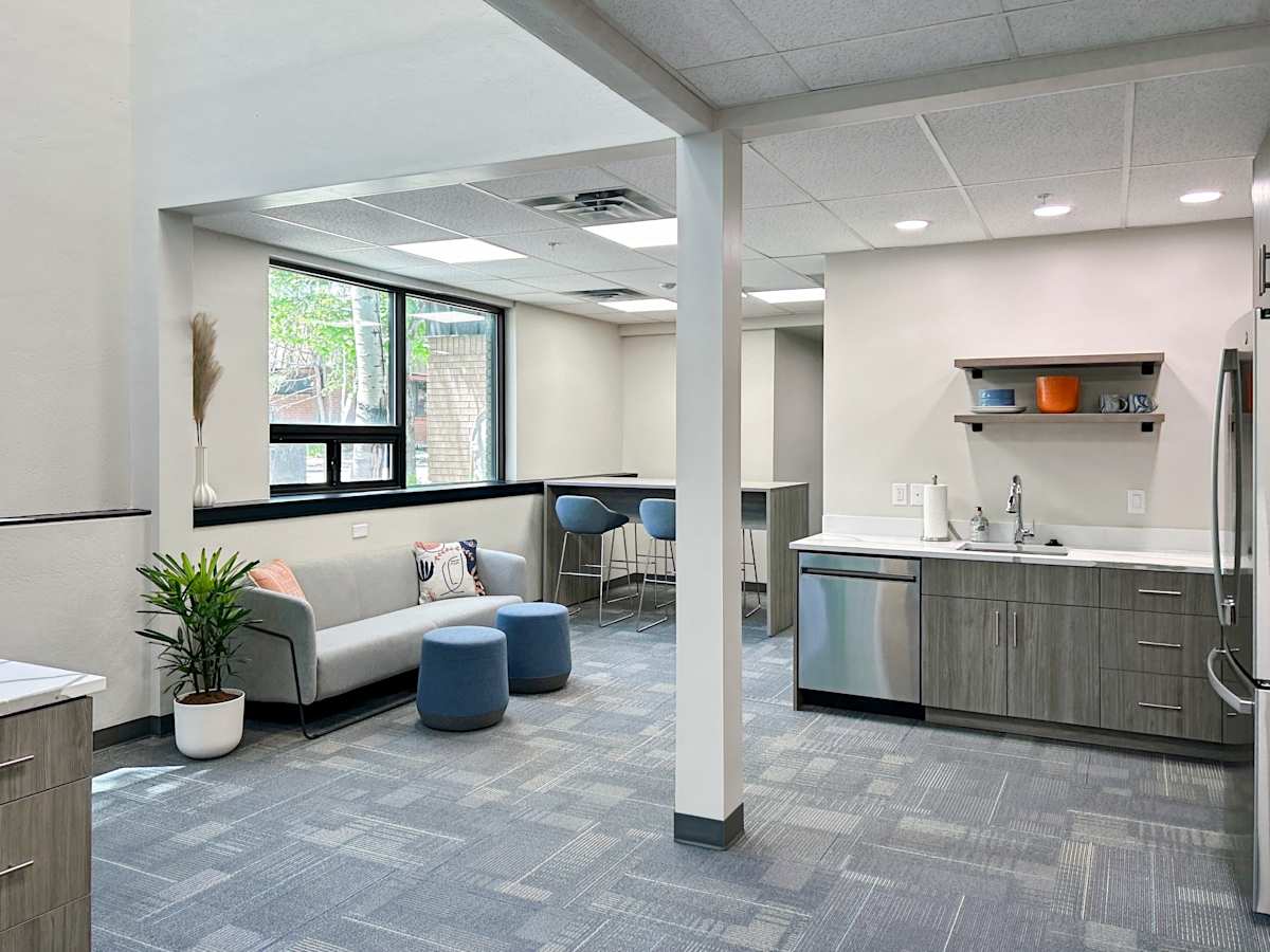 Regus (IWG) 1743 S Sidewinder Dr Park City