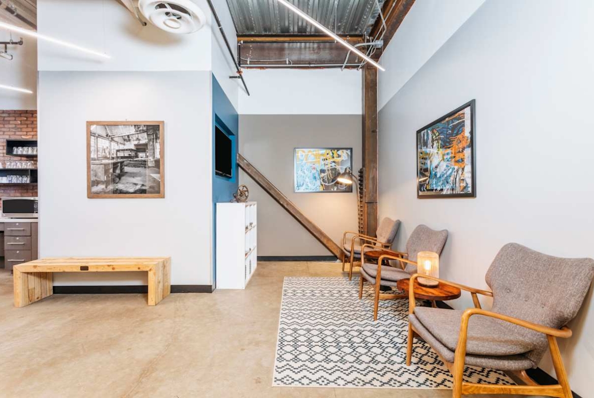 Regus (IWG) 1751 River Run Fort Worth