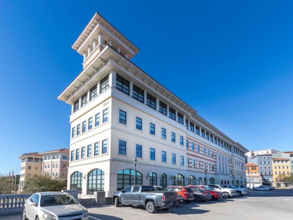 Regus (IWG) 17806 Interstate Highway 10 San Antonio