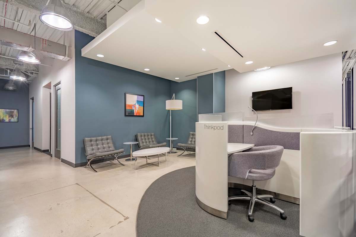 Regus (IWG) 1801 North East North Miami