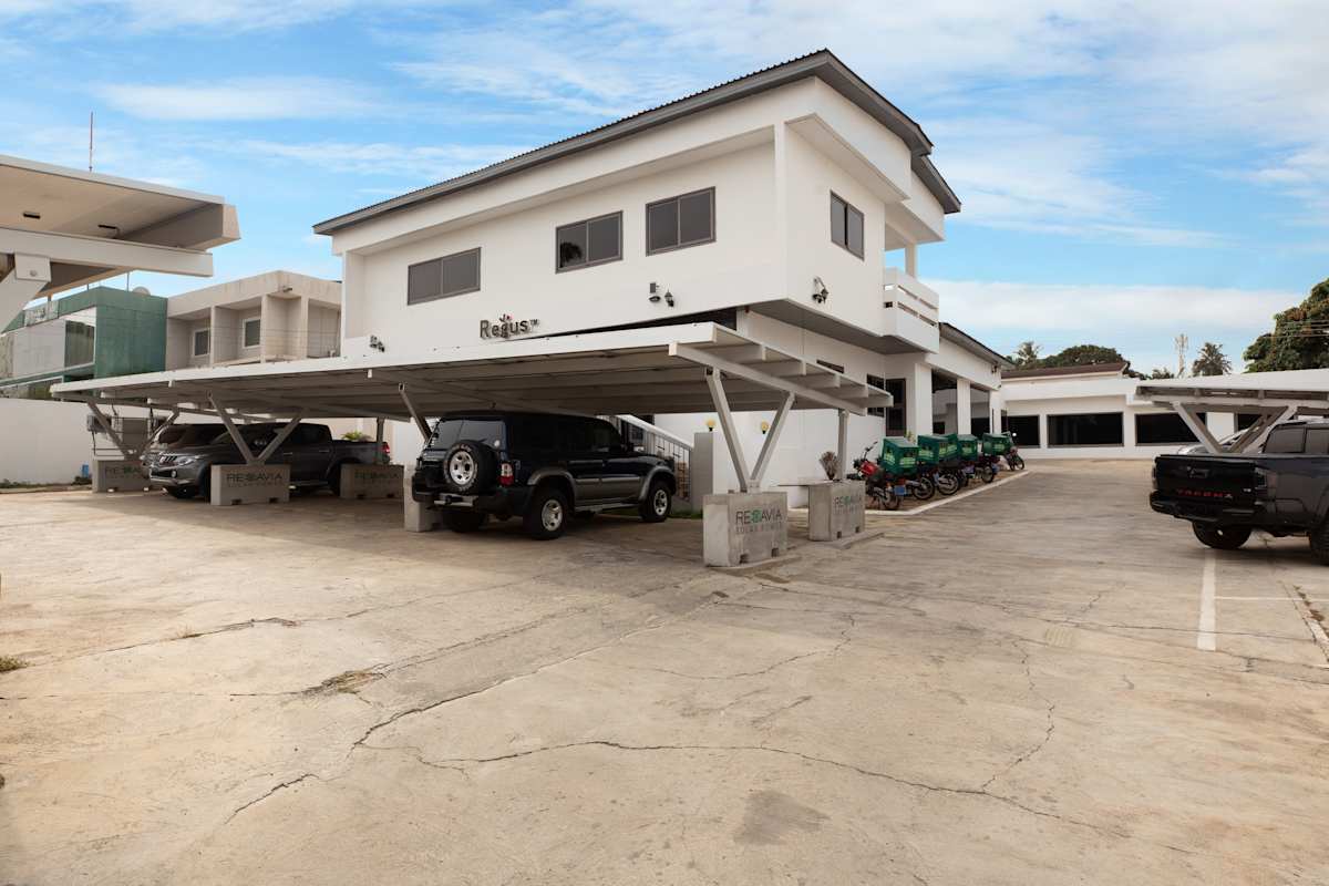 19 Kofi Annan Street Accra Regus (IWG) 19 Kofi Annan Street Accra