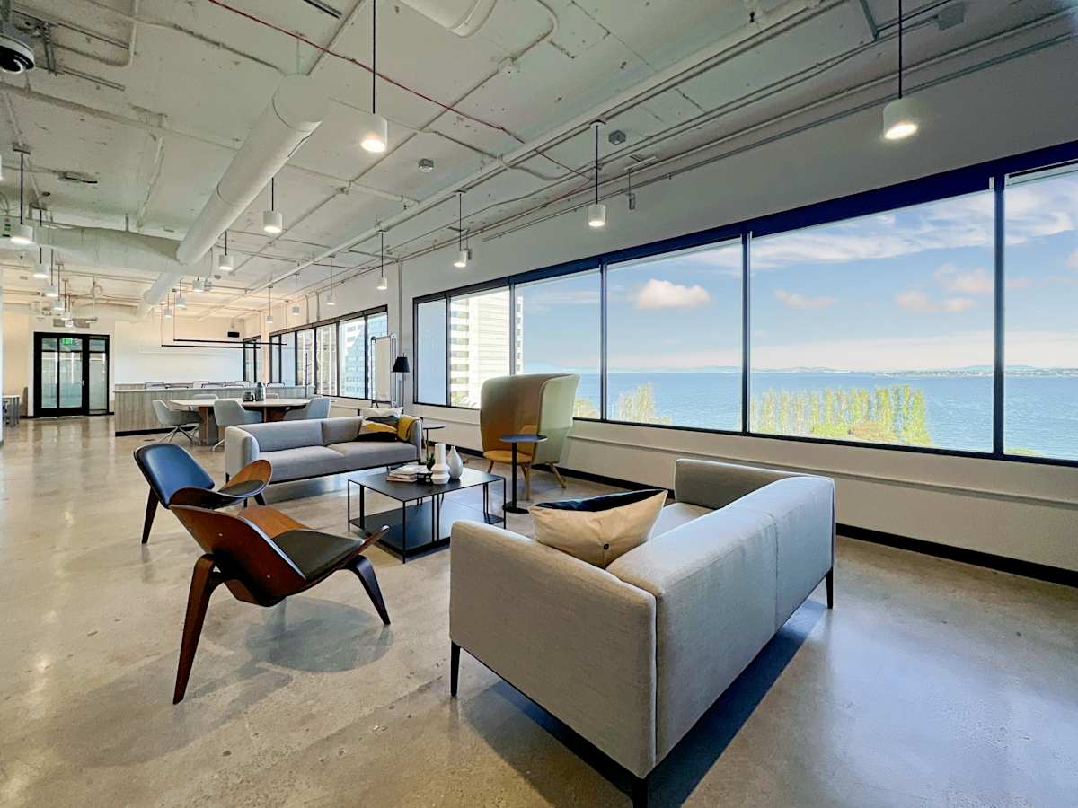 Spaces (IWG) 1900 Powell St Emeryville