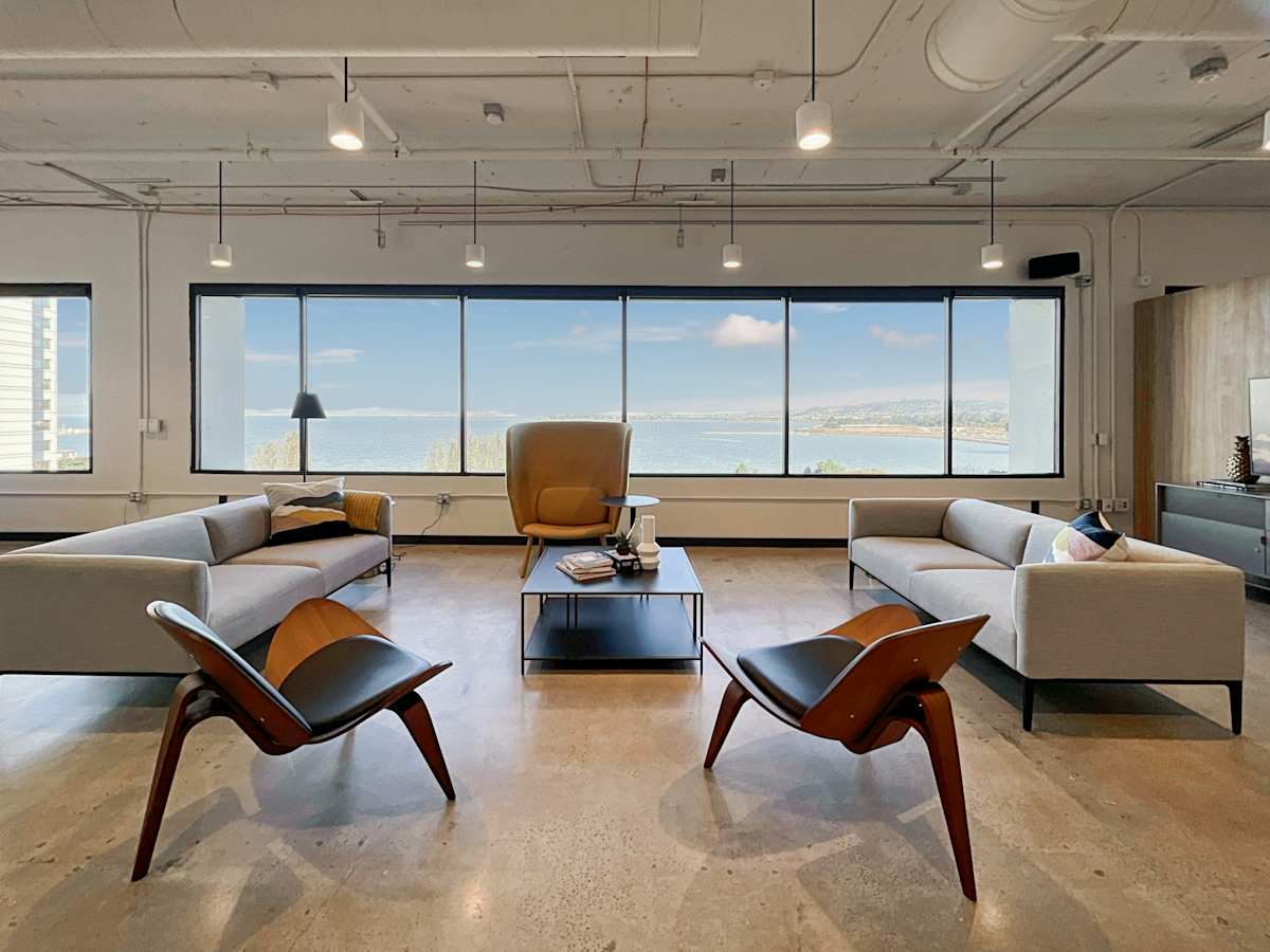 Spaces (IWG) 1900 Powell St Emeryville