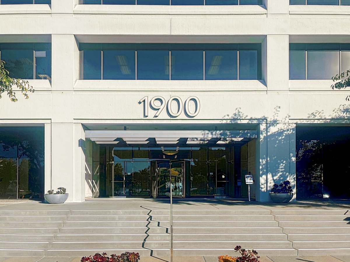 Spaces (IWG) 1900 Powell St Emeryville