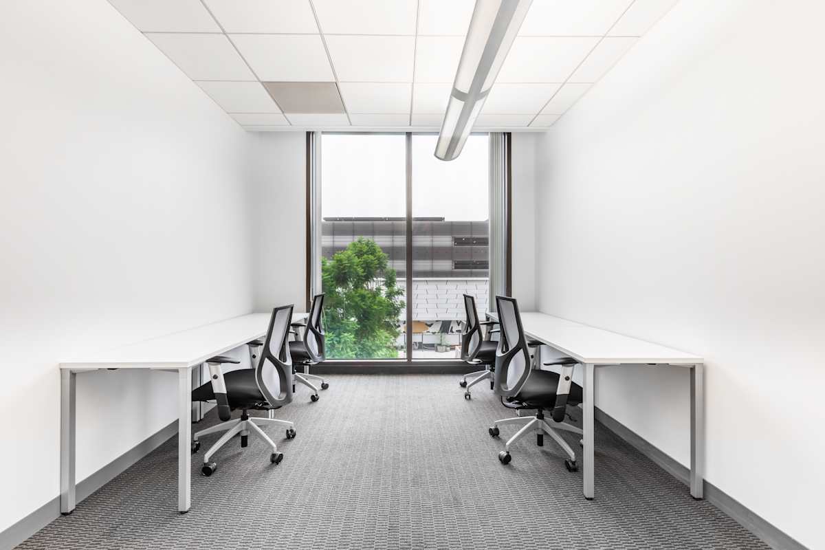 Regus (IWG) 1901 Avenue of the Stars Los Angeles