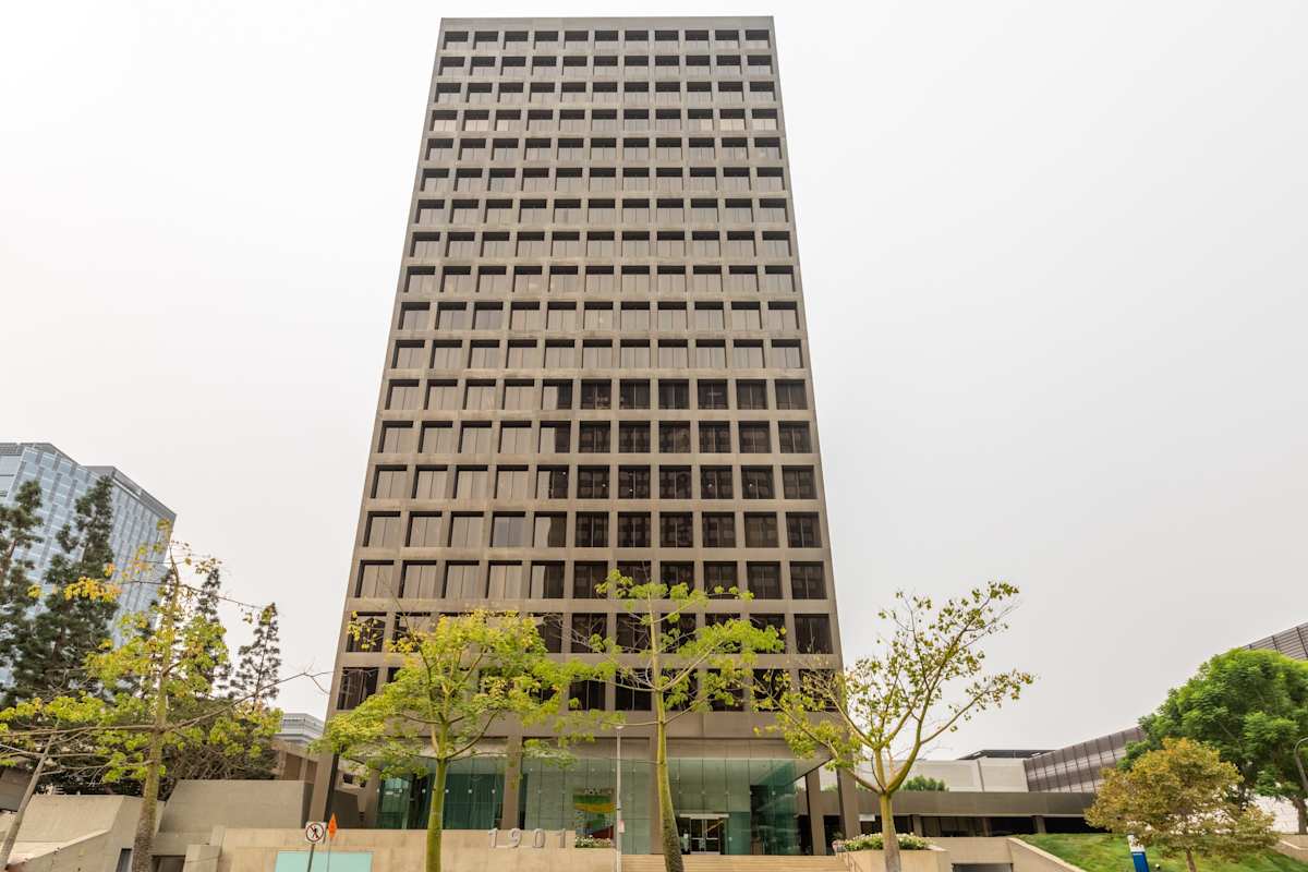 Regus (IWG) 1901 Avenue of the Stars Los Angeles