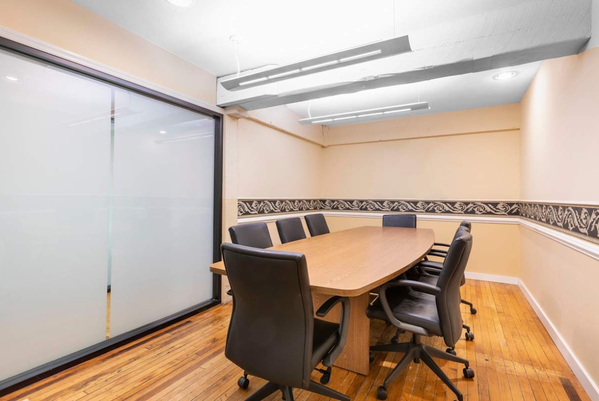 HQ (IWG) 196 West Ashland Street Doylestown