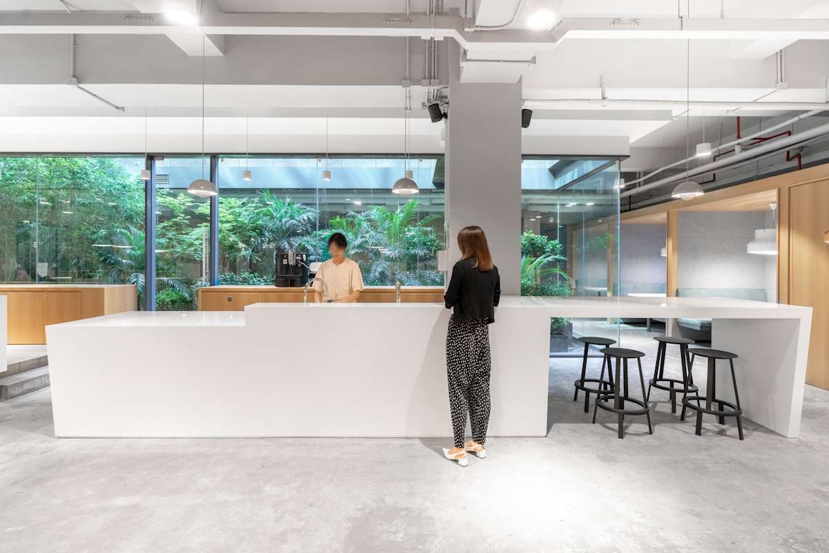 Spaces (IWG) 199 Kaibin Road Shanghai