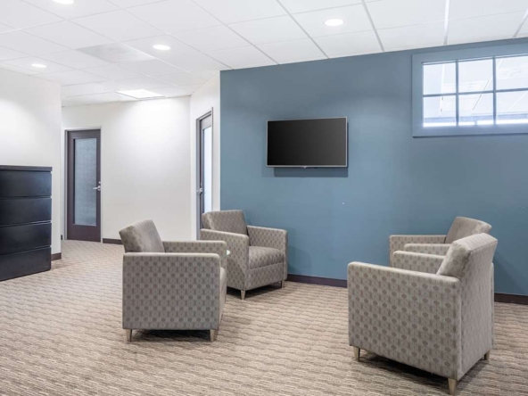 Regus (IWG) 200 Continental Drive Newark