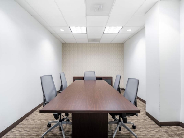 Regus (IWG) 200 Continental Drive Newark