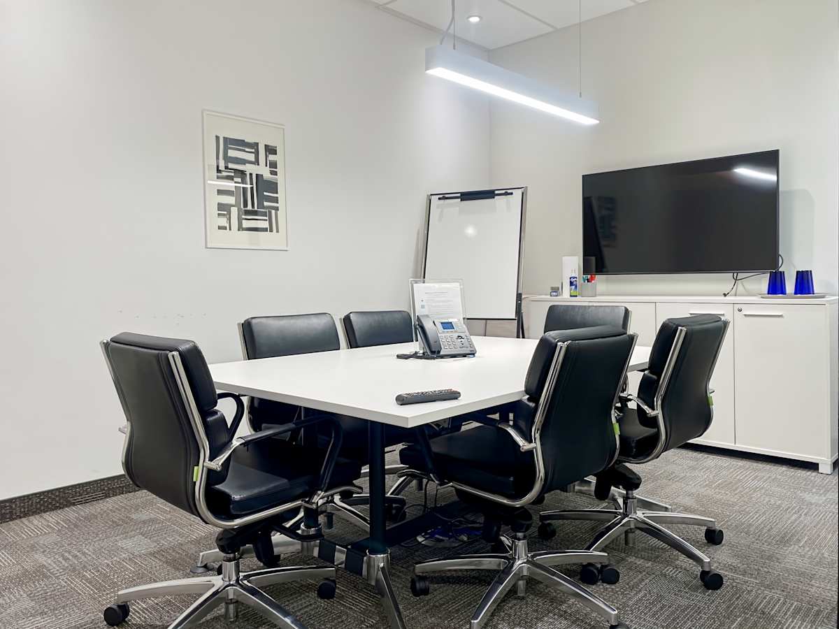 200 Rue Montcalm Gatineau HQ (IWG) 200 Rue Montcalm Gatineau