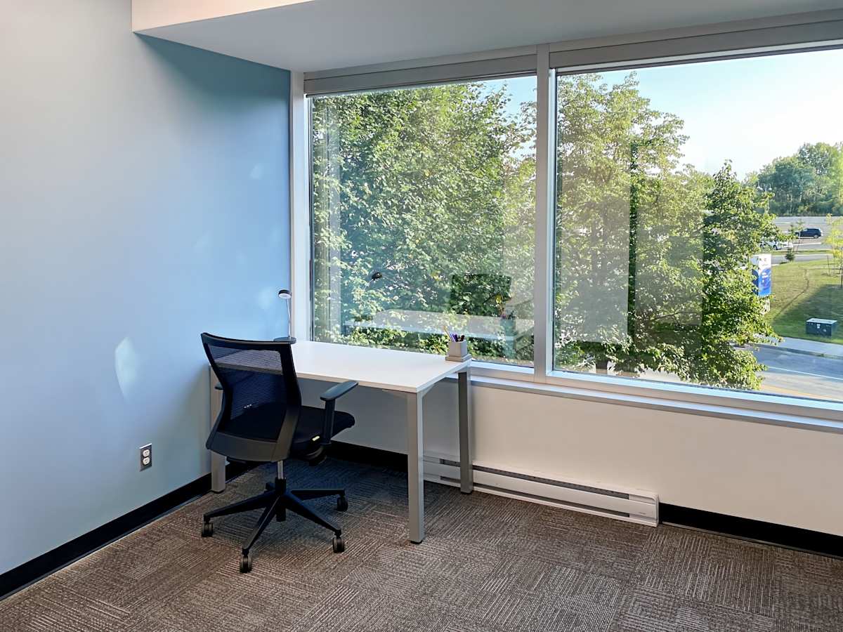200 Rue Montcalm Gatineau HQ (IWG) 200 Rue Montcalm Gatineau