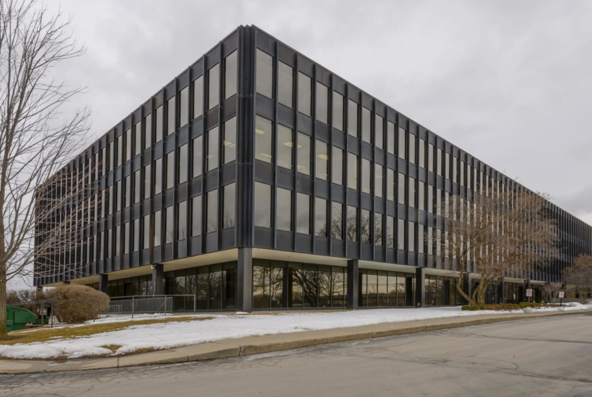 HQ (IWG) 200 South Executive Drive Brookfield