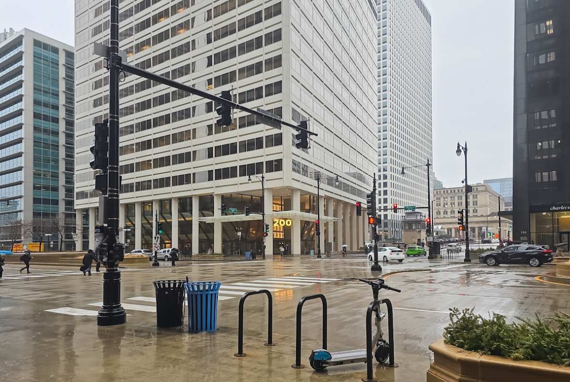Regus 200 South Wacker Drive