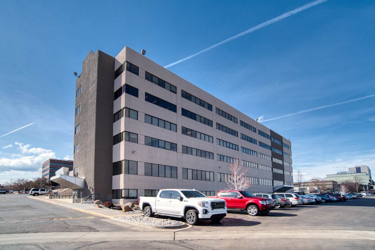 Regus (IWG) 200 Union Boulevard Lakewood