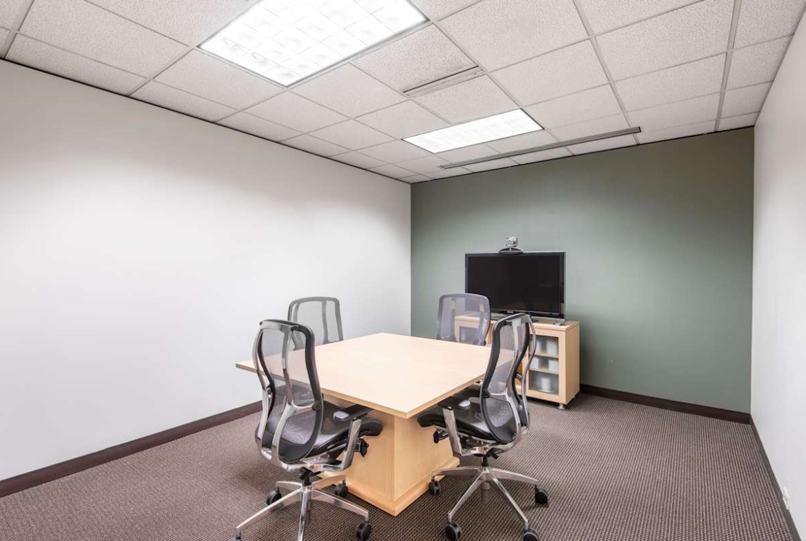 Regus (IWG) 2000 Town Center Southfield