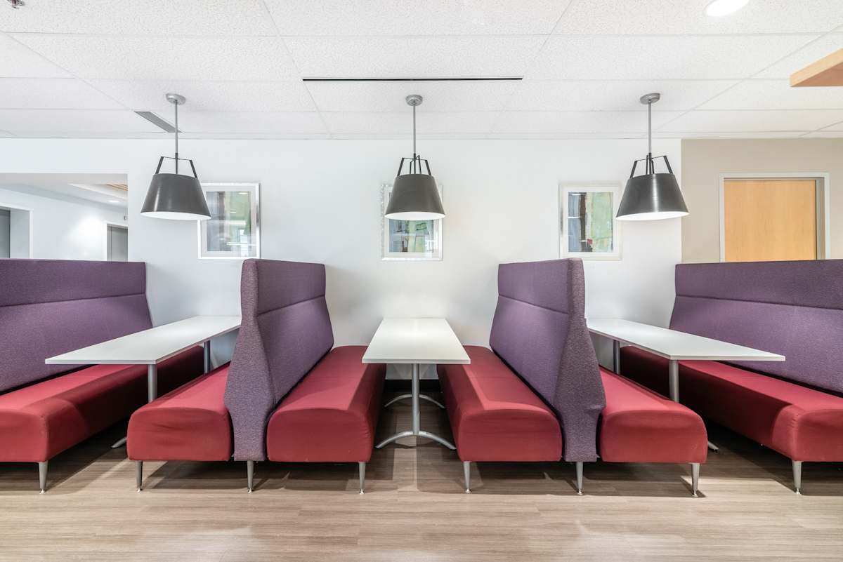 Regus (IWG) 201 Portage Avenue Winnipeg