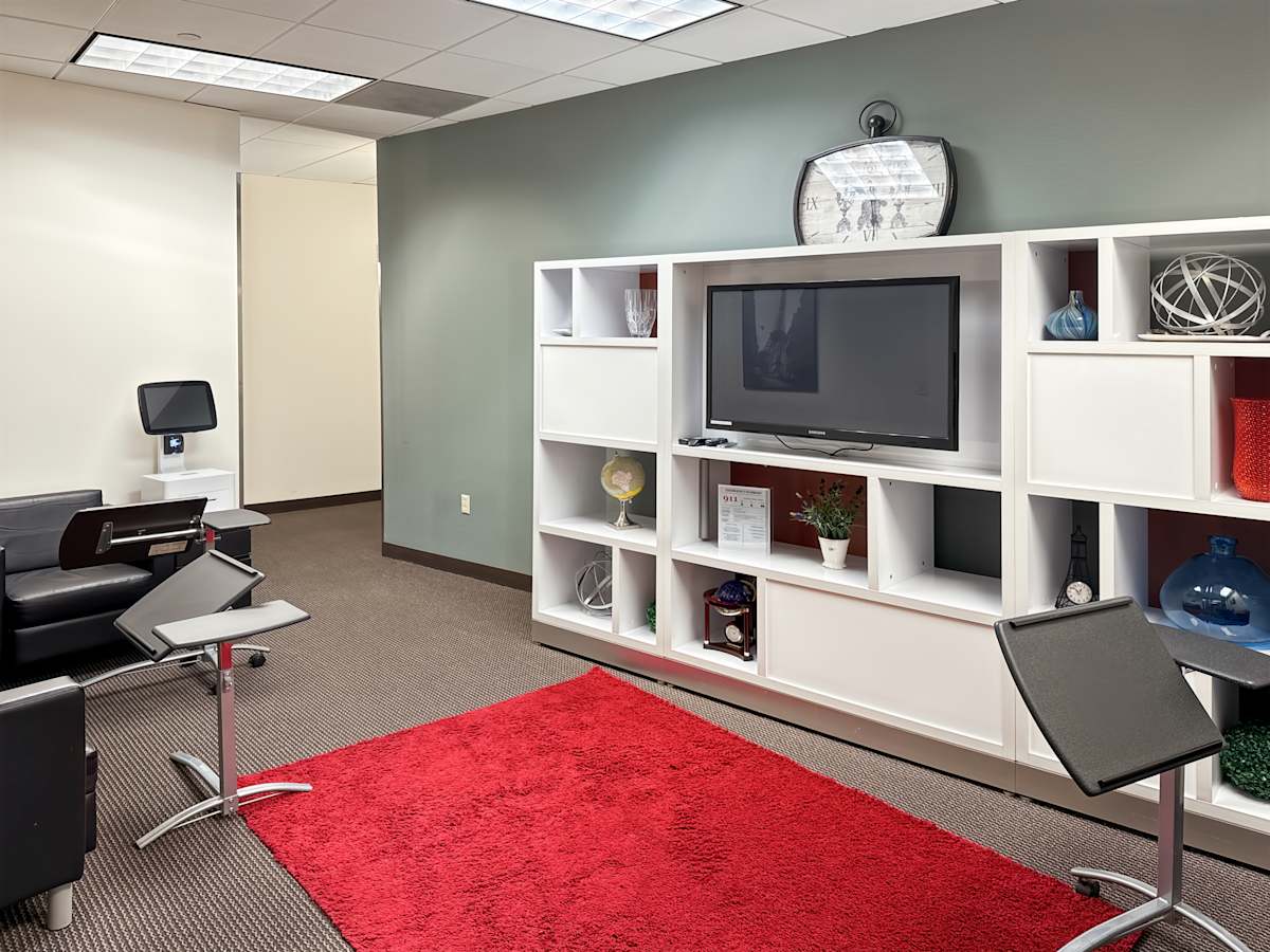 Regus (IWG) 2010 Crow Canyon Place San Ramon