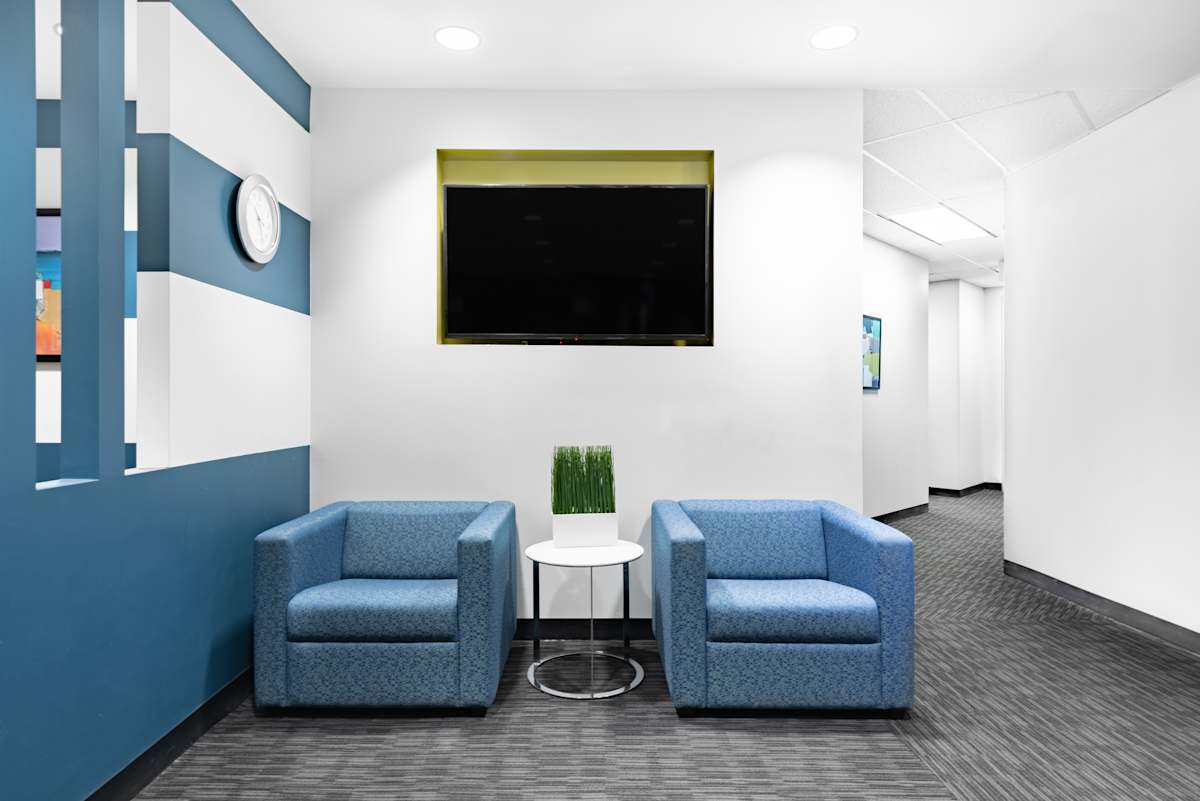 Regus (IWG) 2010 Winston Park Drive Oakville