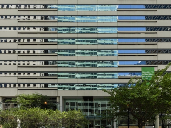 203 North LaSalle Regus IWG