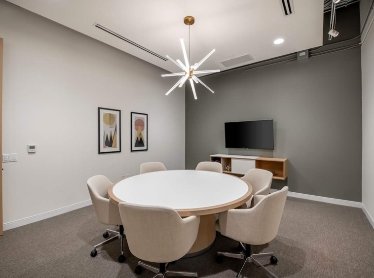 Spaces (IWG) 208 Booth Street Ottawa