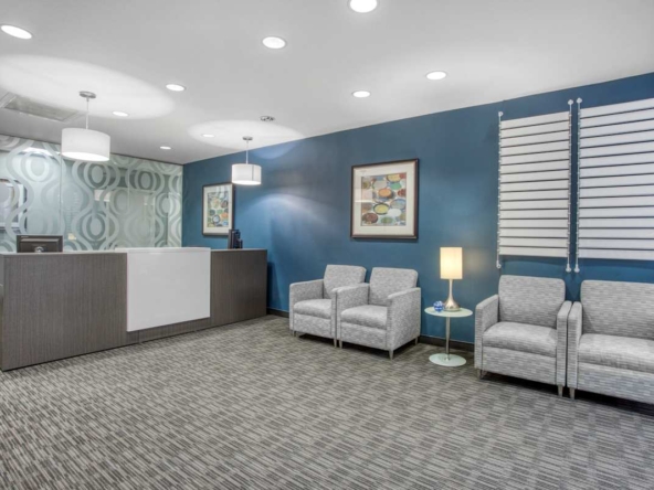 HQ (IWG) 20801 Biscayne Boulevard Aventura