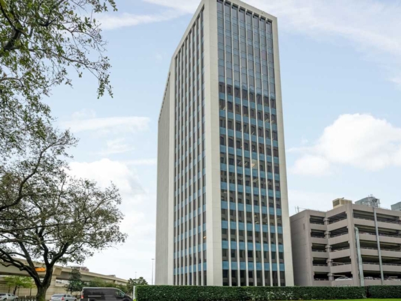 Regus (IWG) 2100 West Loop South Houston