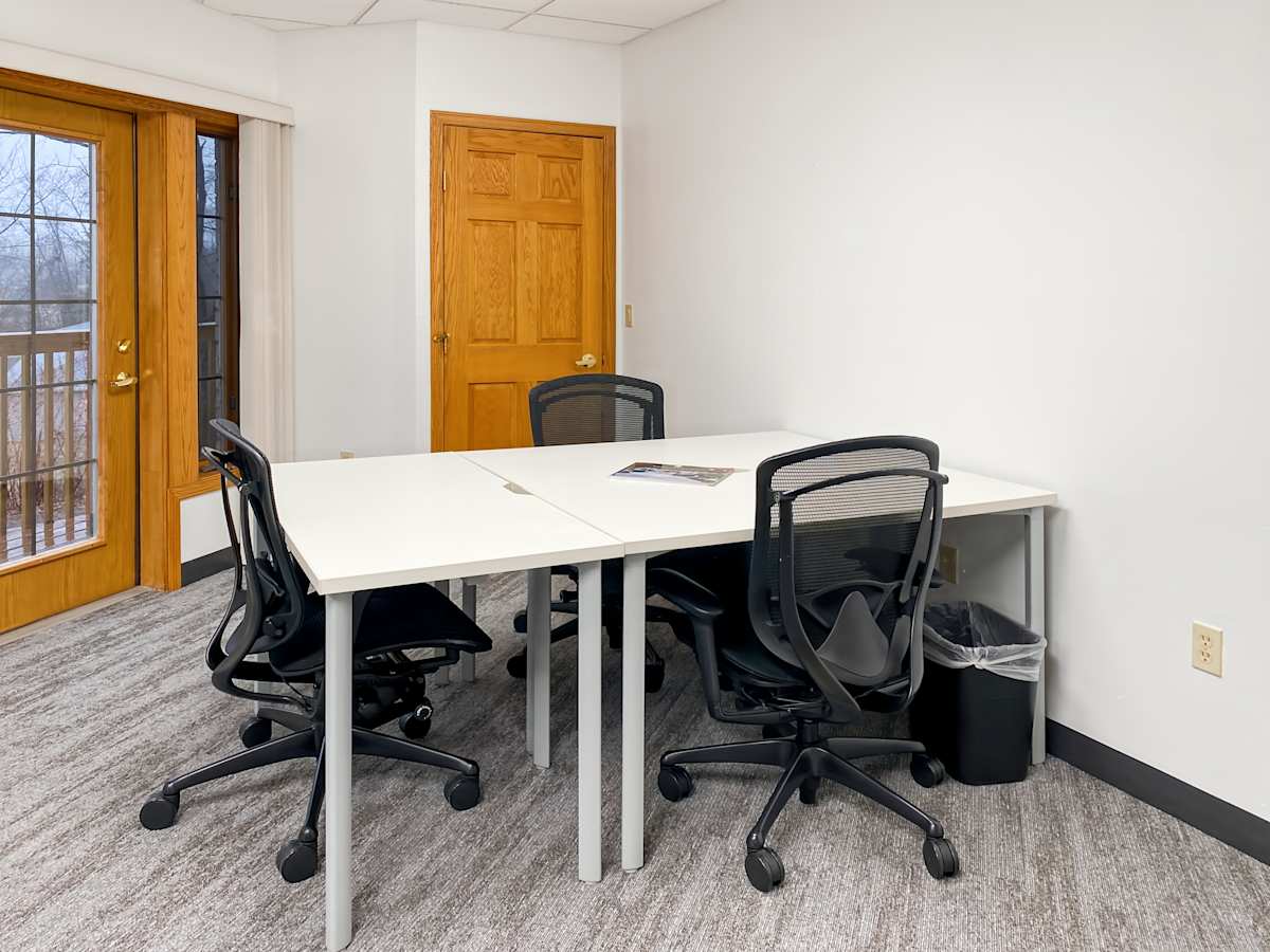 Regus (IWG) 2149 Velp Ave. Green Bay