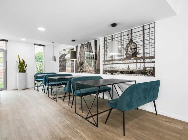 Stop & Work (IWG) 22 Place de la Gare Brunoy