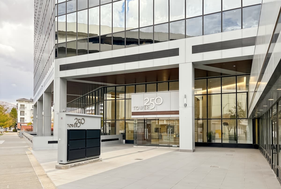 Spaces (IWG) 250 E 200 South Salt Lake City