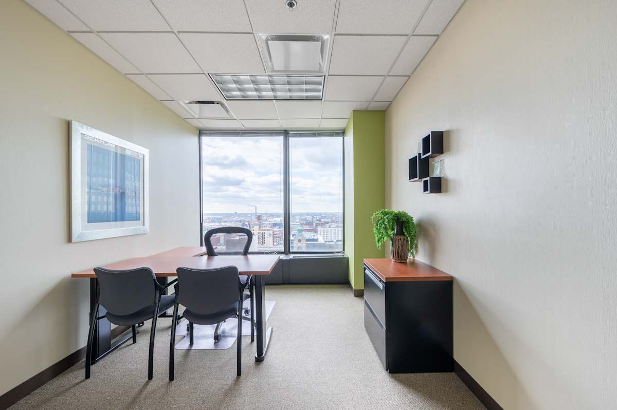 HQ (IWG) 250 East Wisconsin Avenue Milwaukee