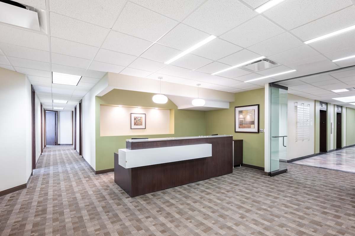 HQ (IWG) 250 East Wisconsin Avenue Milwaukee