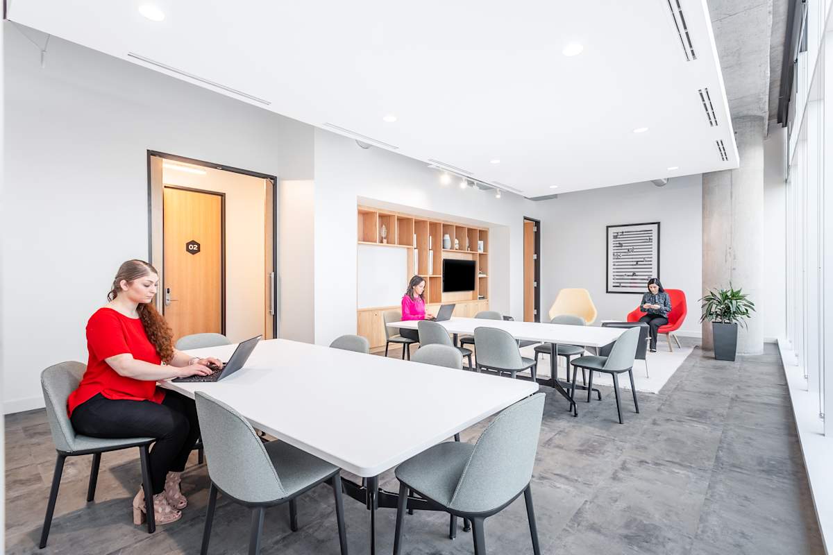 Spaces (IWG) 2550 Pacific Avenue Dallas