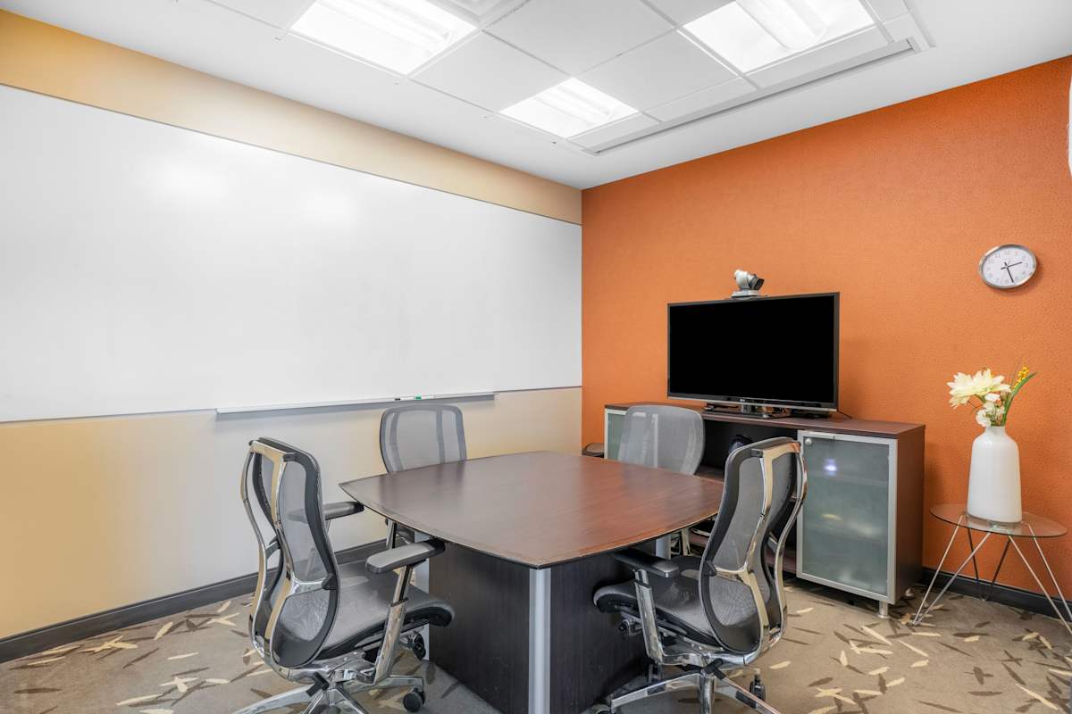 Regus (IWG) 2572 Daniel Johnson Boulevard Laval