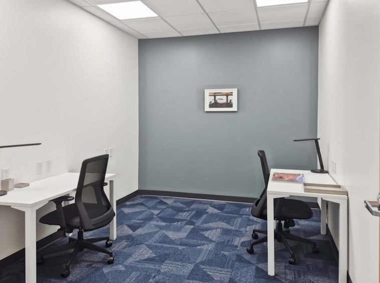 HQ (IWG) 2600 Middletown Commons White Hall