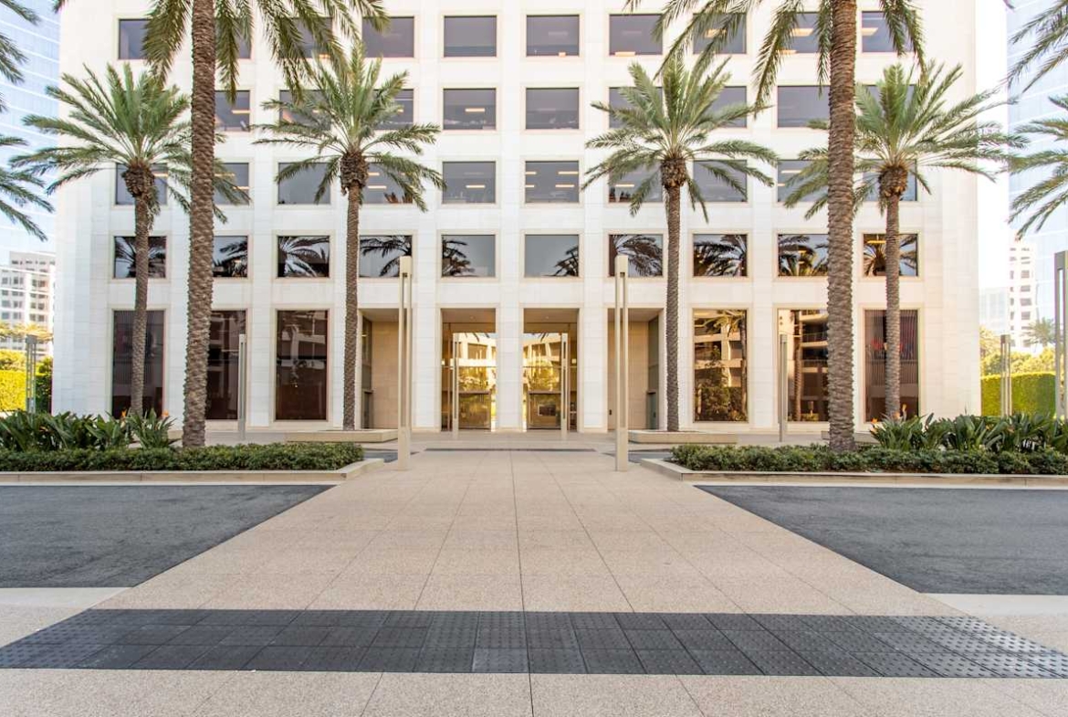 Regus (IWG) 300 Spectrum Center Drive Irvine