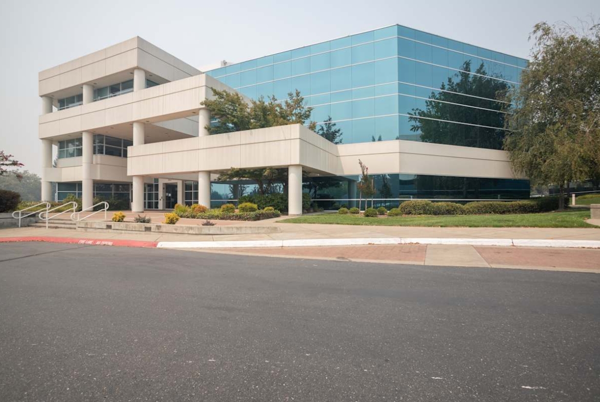 Regus (IWG) 3017 Douglas Boulevard Roseville
