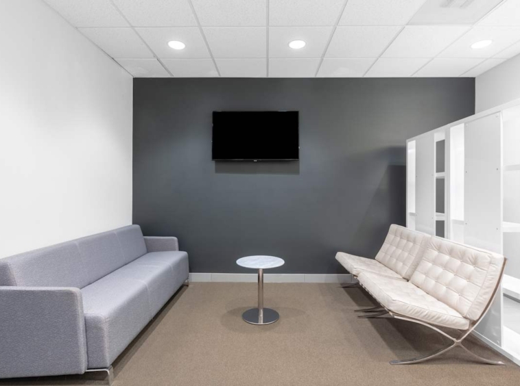 Regus (IWG) 303 North Glenoaks Boulevard Burbank