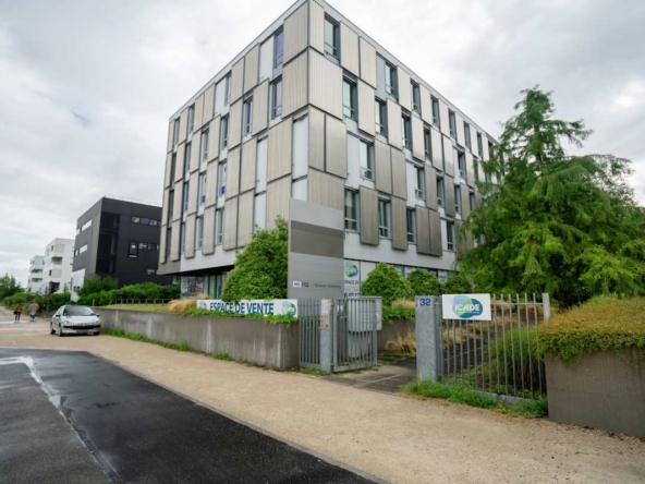 HQ (IWG) 32 Allee de Boutaut Bordeaux