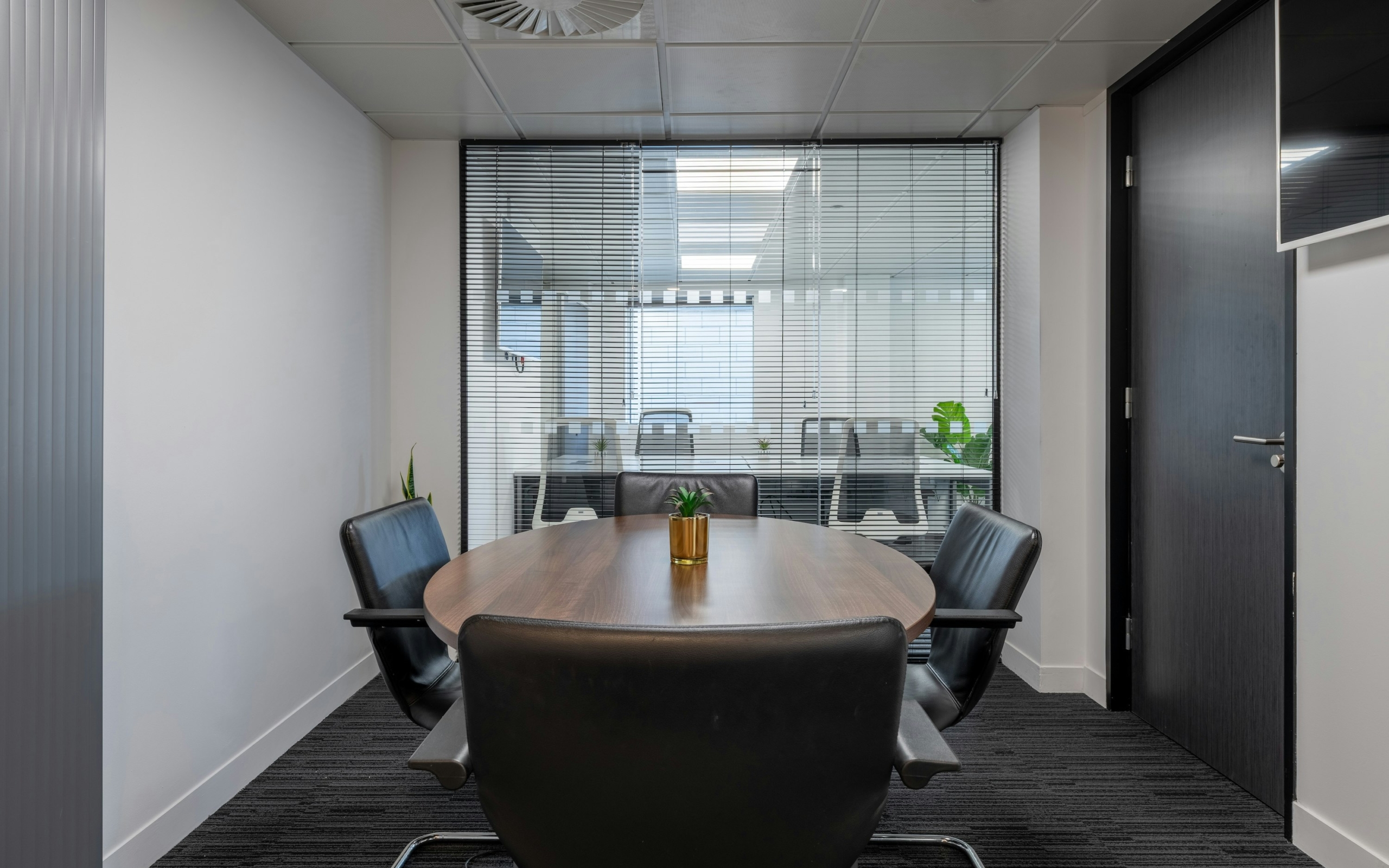 32-Threadneedle-Street-10