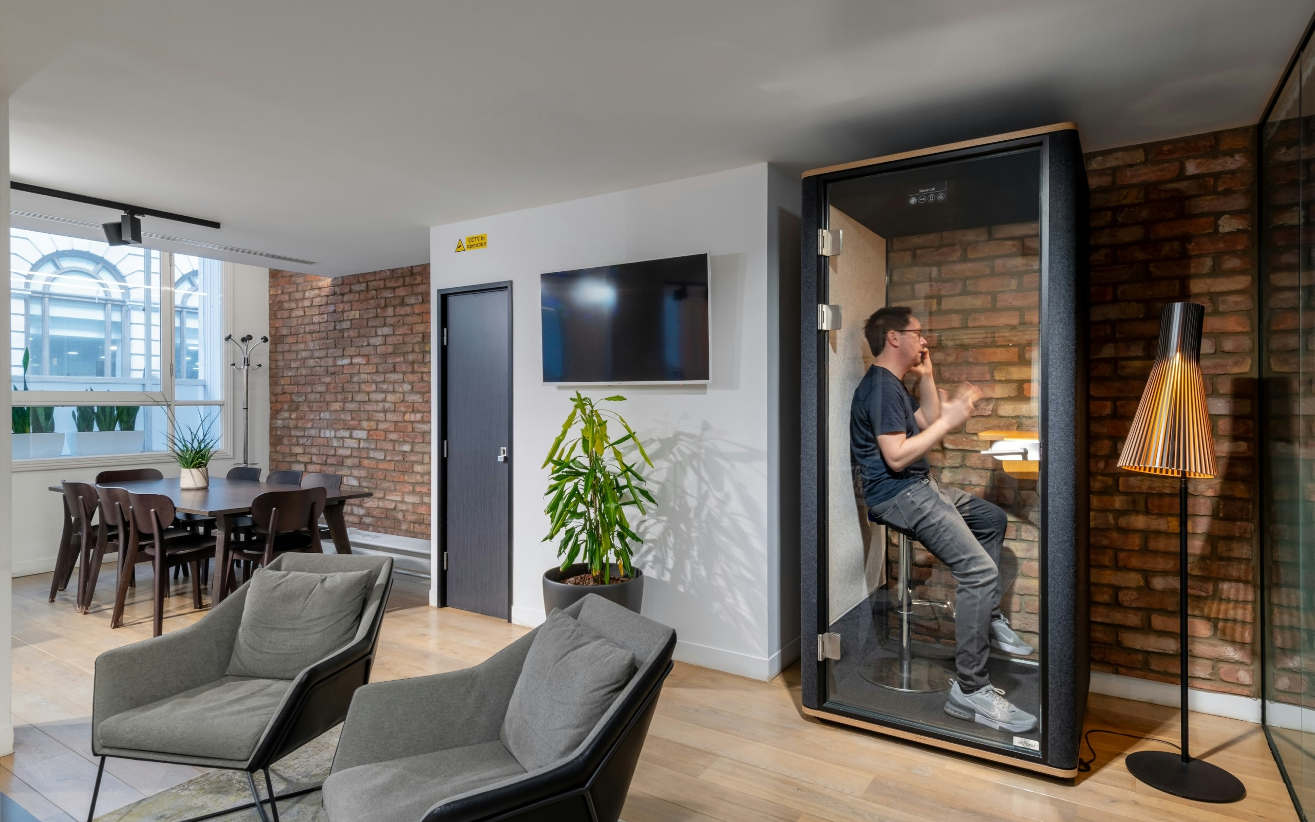 32-Threadneedle-Street-3