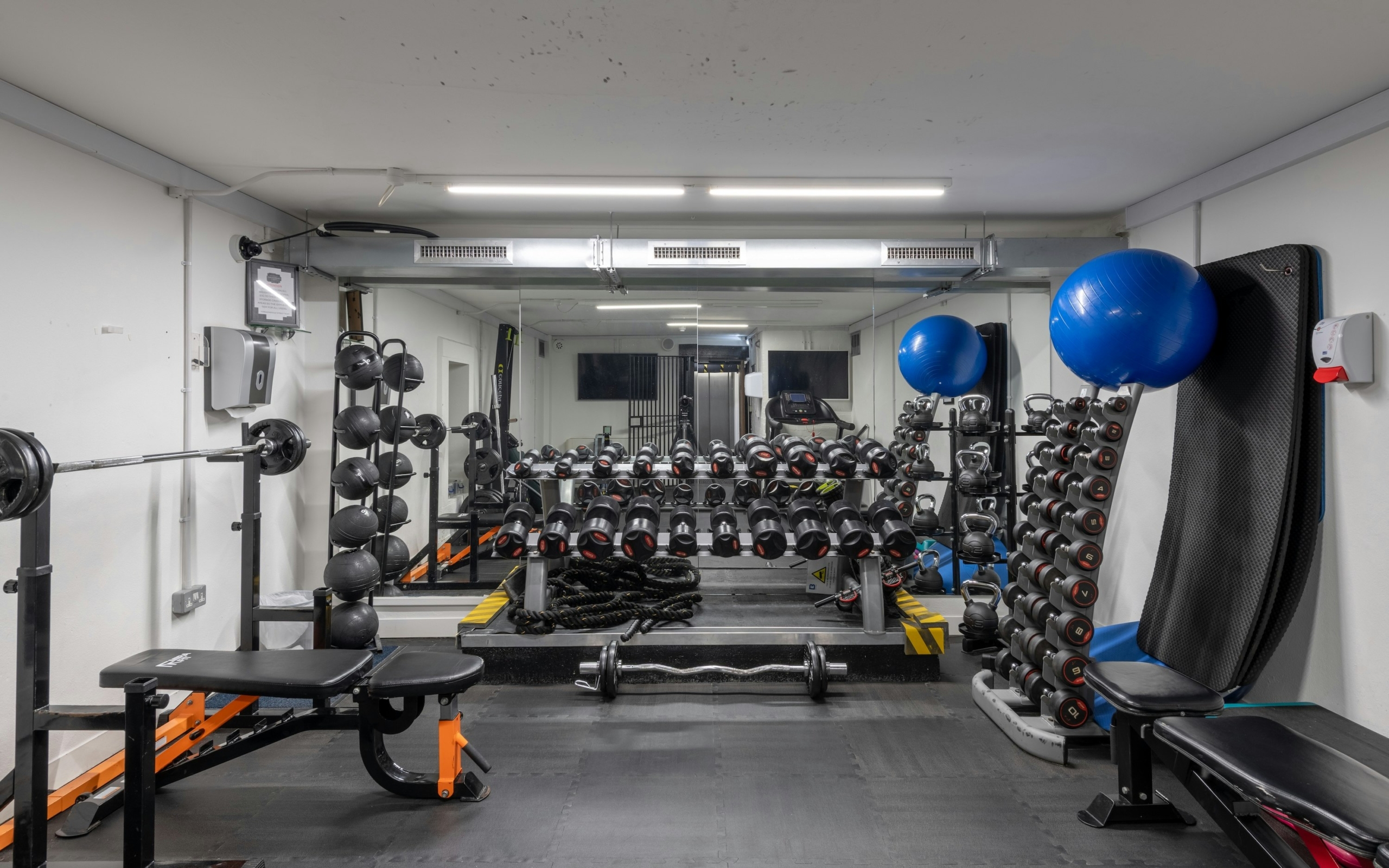 32-Threadneedle-Street-9