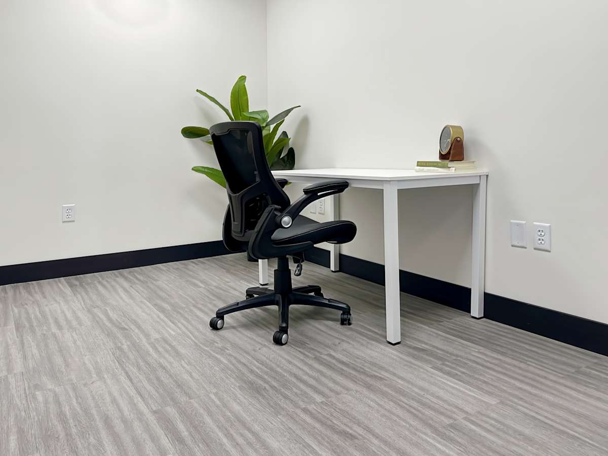 Regus (IWG) 3293 Harrison Blvd Ogden