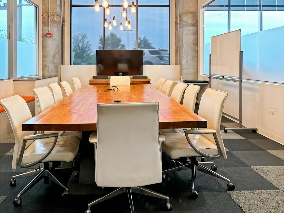 Spaces (IWG) 3400 W Stonegate Blvd Arlington Heights