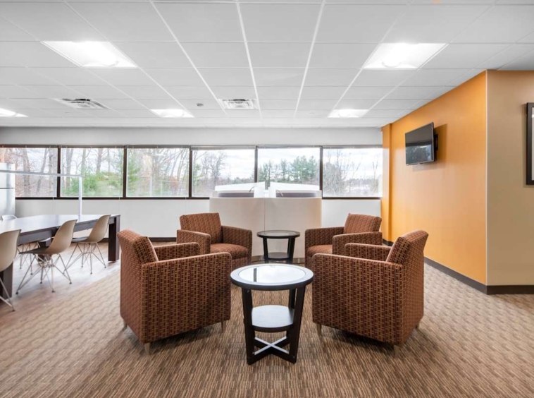 Regus (IWG) 360 Bloomfield Avenue Windsor